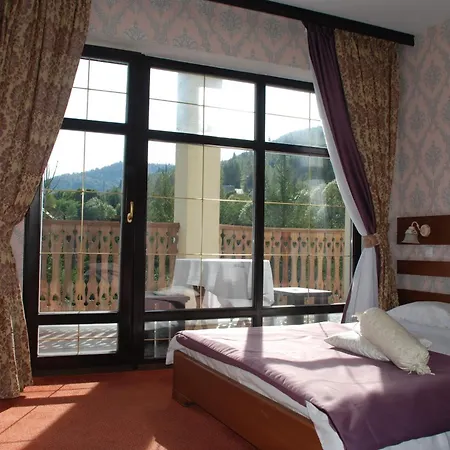 Hotel Zolota Pidkova&river 1 Slavske