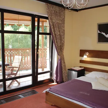 Zolota Pidkova&river 1 Otel 4*