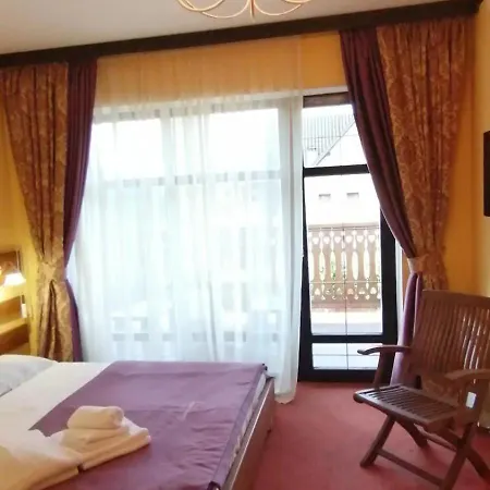 Zolota Pidkova&river 1 Otel 4*