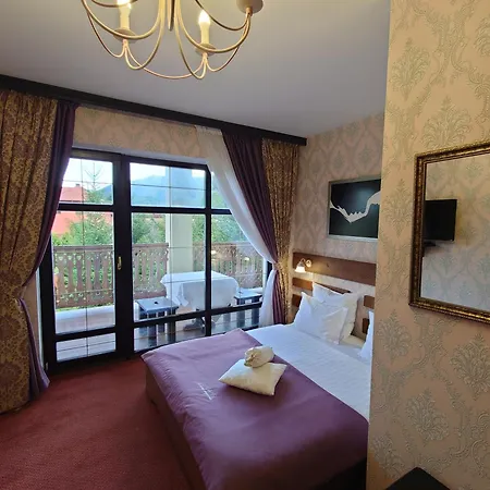 Zolota Pidkova&river 1 Hotel 4*