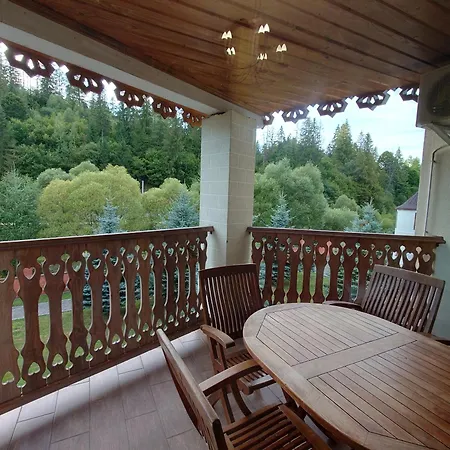 Zolota Pidkova&river 1 Hotel Slavske