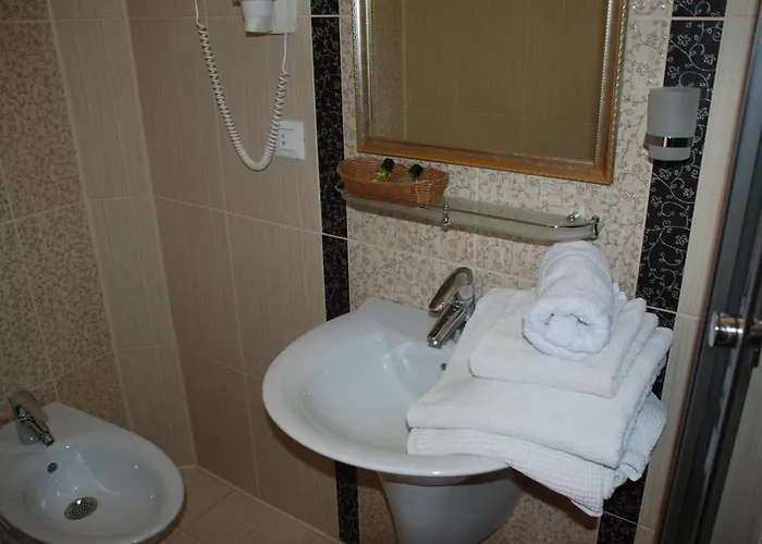 Zolota Pidkova Karpat Hotel